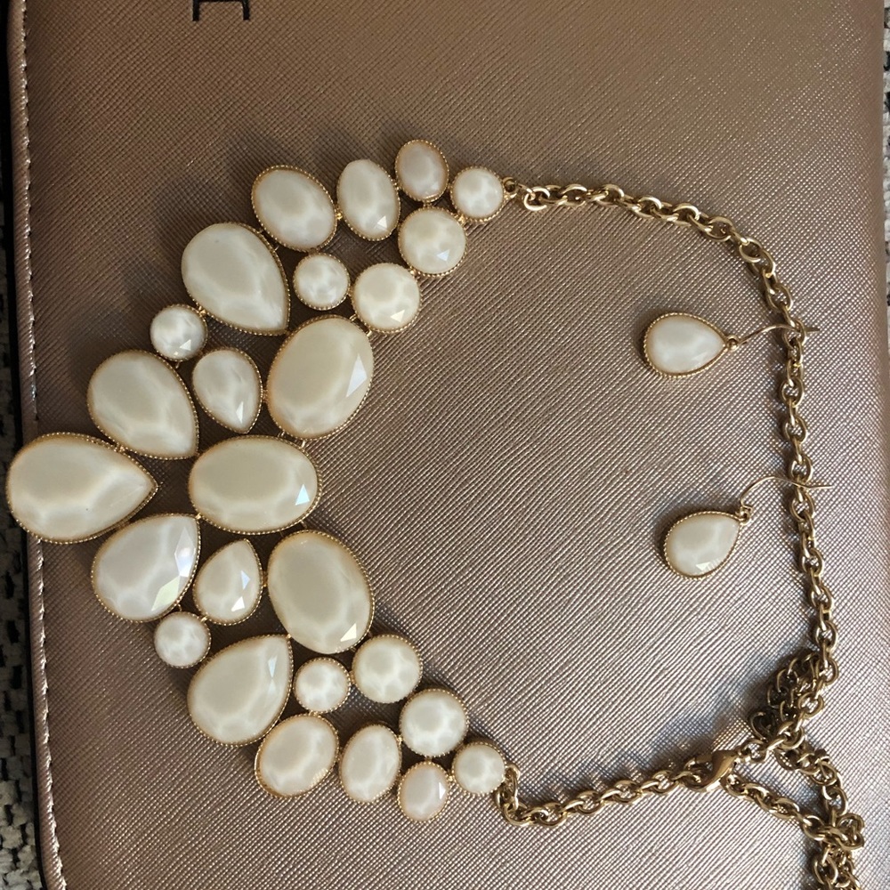 Necklace with earrings